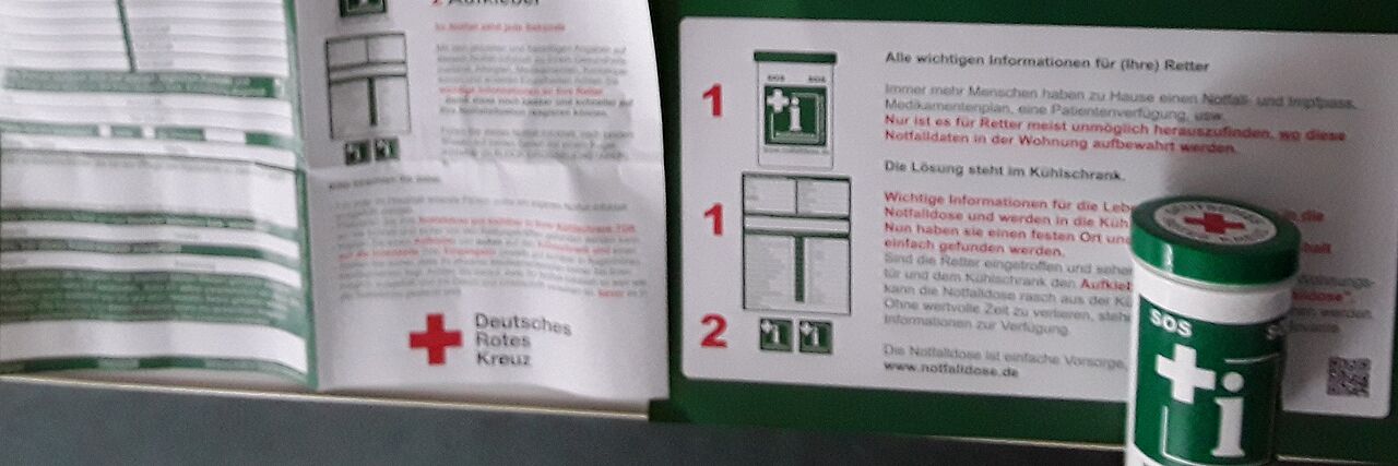 Die Notfalldose in der Kühlschranktür - alle wichtigen Informationen für (Ihre) Retter